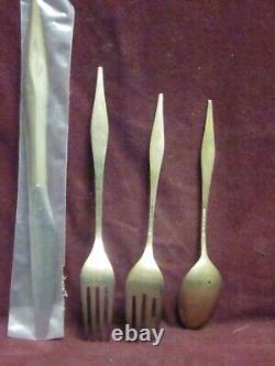 4pc Wallace Sterling DAWN MIST PLACE SETTING no monogram
