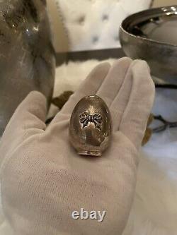 BEAUTIFUL RARE Vintage Sterling Silver Egg With Now Bowtie? Halo 927