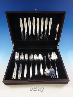 Diamond by Reed and Barton Sterling Silver Flatware Set For 8 Service 36 Pcs Mod