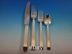 Jae By Vera Wang Sterling Silver Flatware Set for 16 Service 80 Pcs with Flannels
