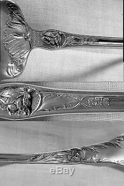 Poppy 1899 / 1902 Gorham oyster or soup ladle 11.25 art nouveau sterling silver