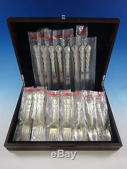 Tara by Reed and Barton Sterling Silver Flatware Set For 8 Service 32 Pieces New