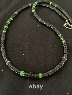 Native American Green Turquoise Heishi Onyx Collier D'argent Sterling Pour Hommes 4686