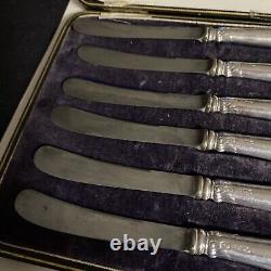 Six couteaux anglais à manche en argent sterling